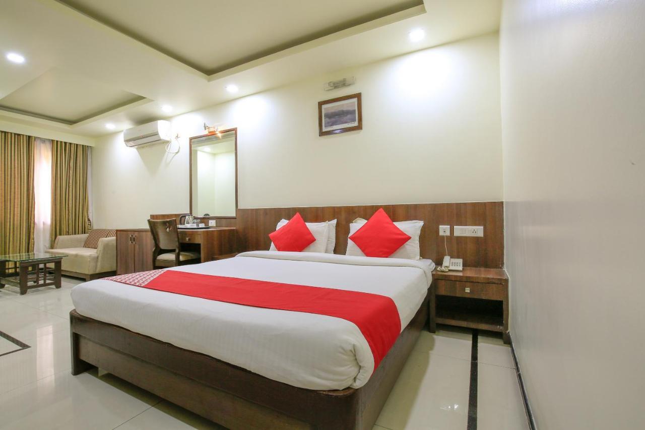Oyo 63283 Shakti Palace 3*