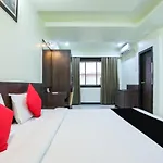 Oyo 63283 Shakti Palace